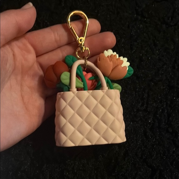 Rare Flower Basket Bath & Body Works  Hand Sanitizer Holder - Picture 3 of 3